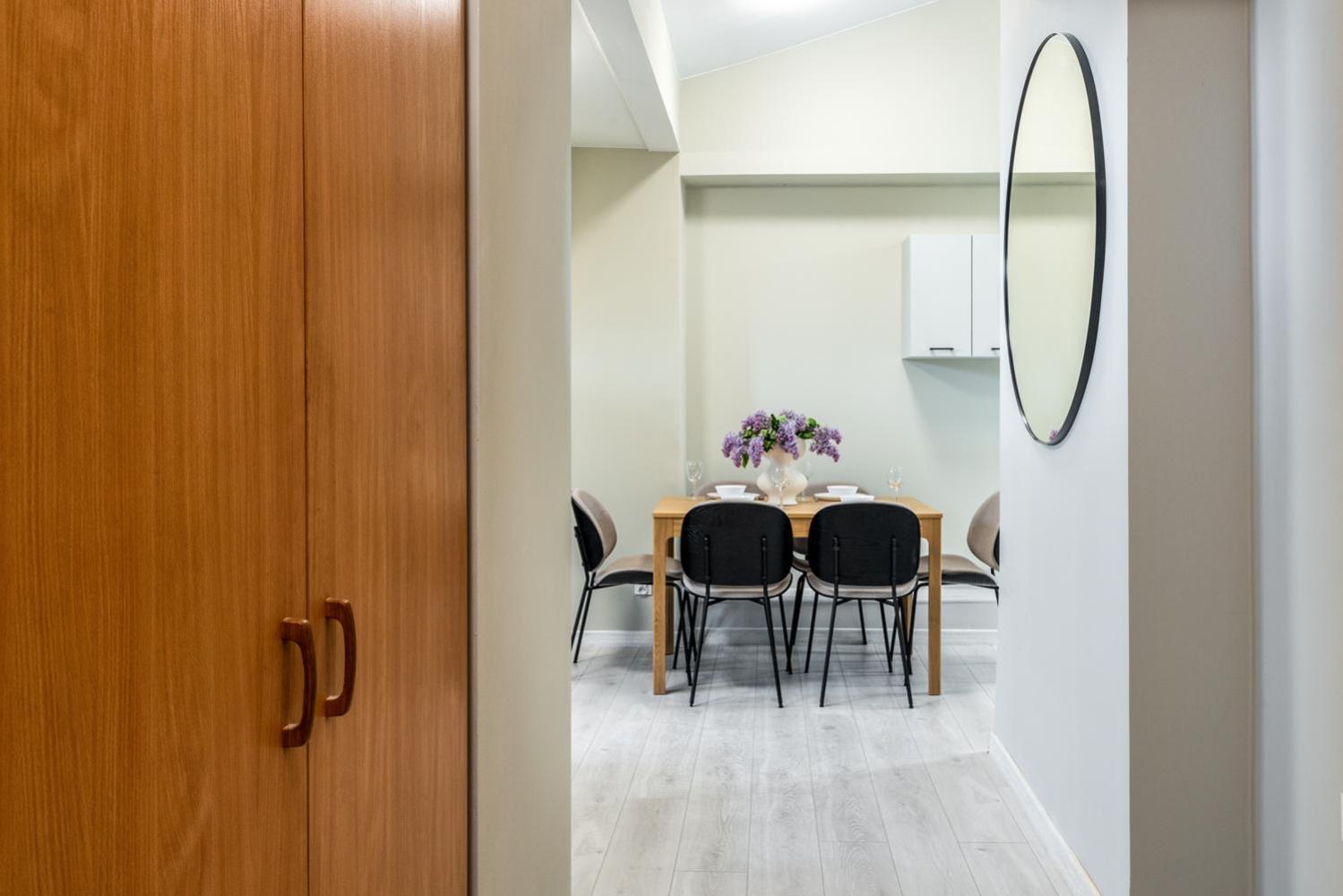 Three-Bedroom Deluxe Apartment