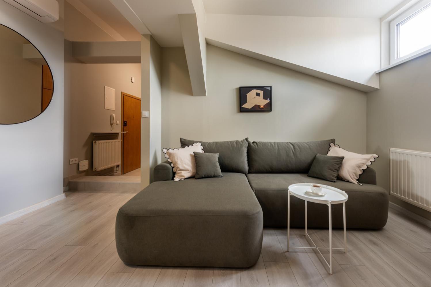 Three-Bedroom Deluxe Apartment